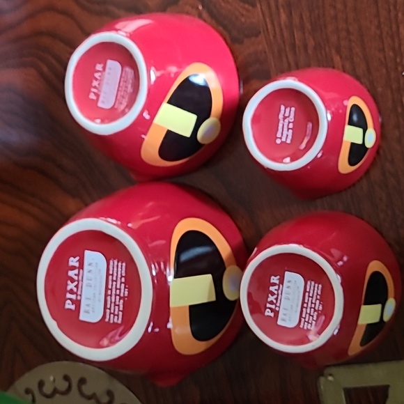 Rae Dunn Pixar Measuring Cups - Picture 4 of 6